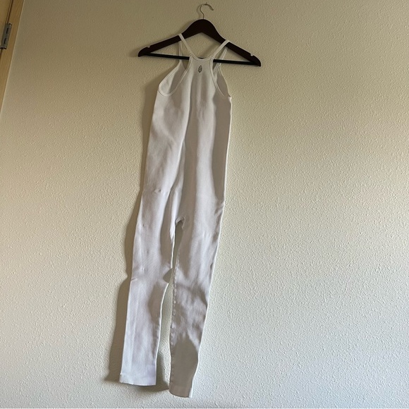 NWOT 🌺Free People Happiness Runs Ribbed Onsie /Jumpsuit in White Size M/L - Picture 12 of 13